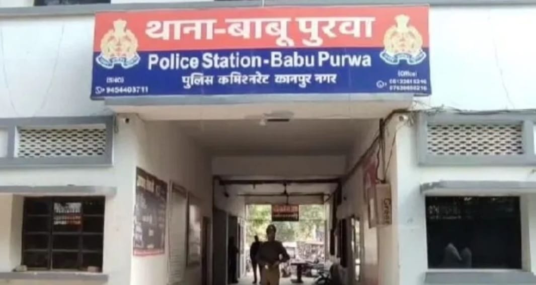 Kanpur 7 lakh stolen from doctor couples house four suspects seen in CCTV police engaged in search