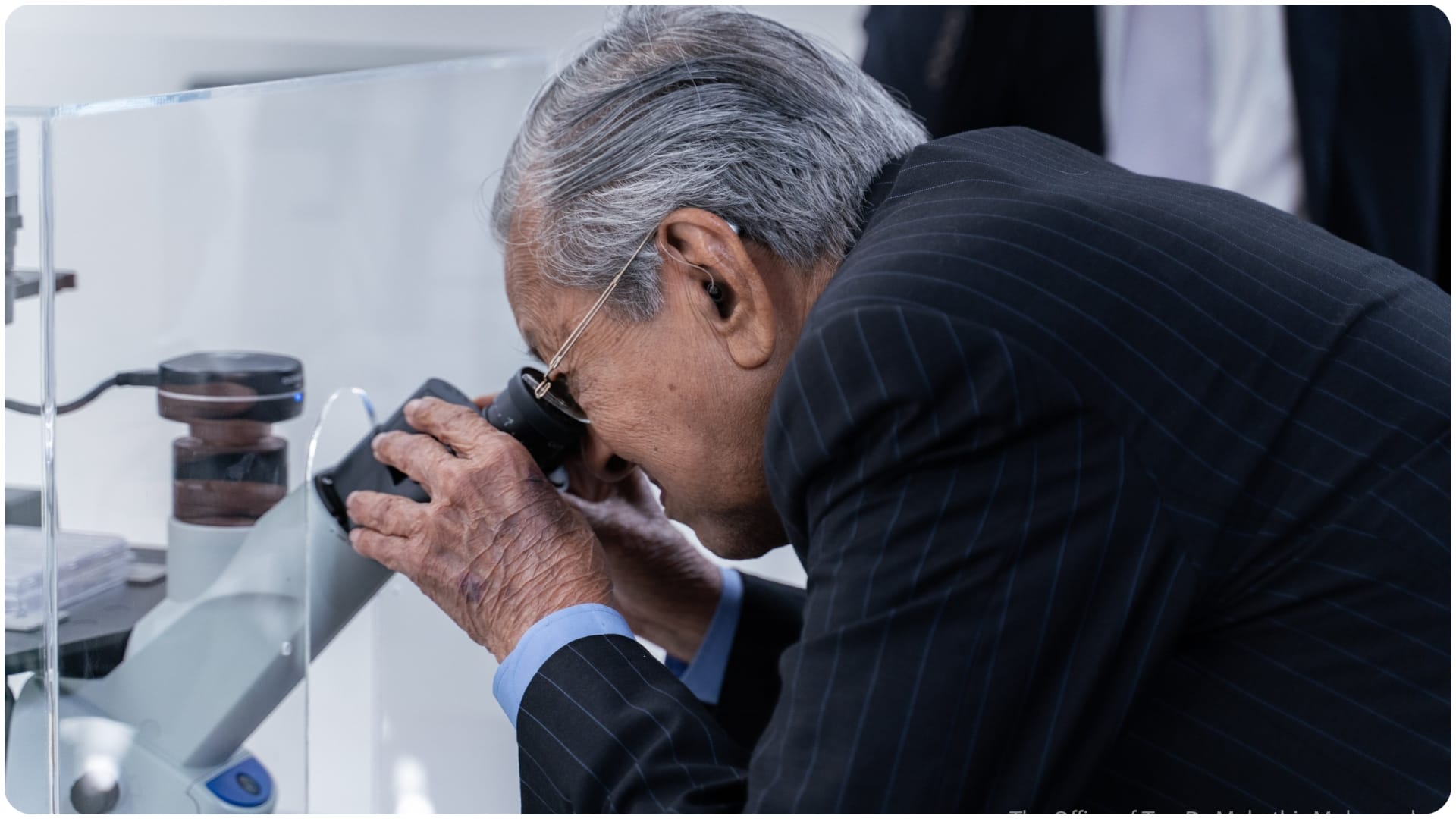 former malaysian prime minister Mahathir Mohamad turns 100 what he use to do to stay healthy