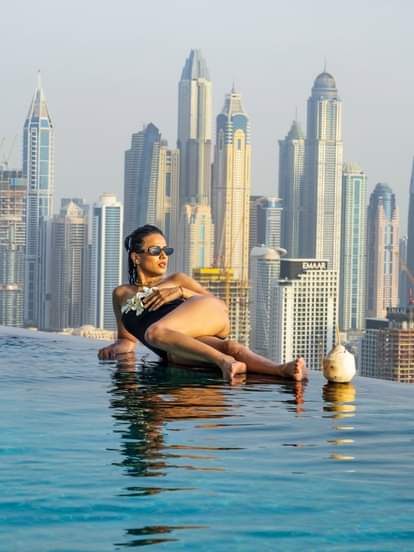 निया शर्मा