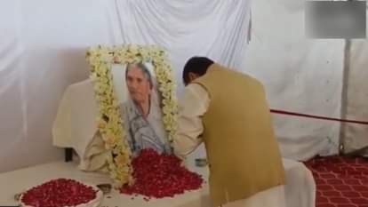 श्रद्धांजलि अर्पित करते उत्तराखंड के सीएम पुष्कर धामी