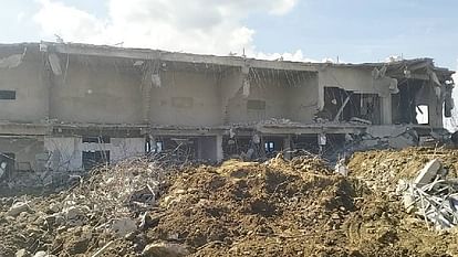 छांगुर पर नया खुलासा: 40 देशों में पैठ... 20 हजार शागिर्द बताता था बाबा; कलमा पढ़ाने के साथ करता था ये काम Changur baba News reveal on Changur Reached 40 countries he used to boast of having 20 thousand disciples