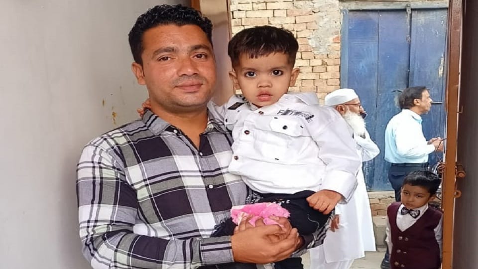 Meerut: A huge jamun tree was uprooted by heavy rain and fell on a moving bike, father and daughter died