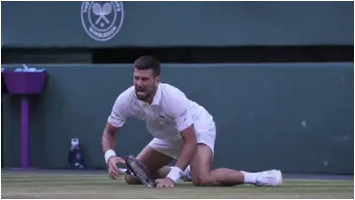 Wimbledon 2025: Djokovic fell on court, said- my body is no longer same, Cobolli helped and won hearts Video
