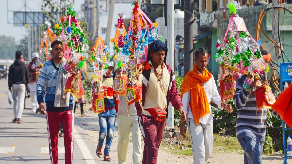 Kanwar Yatra: Sawan starts today, strong security arrangements for Kanwariyas