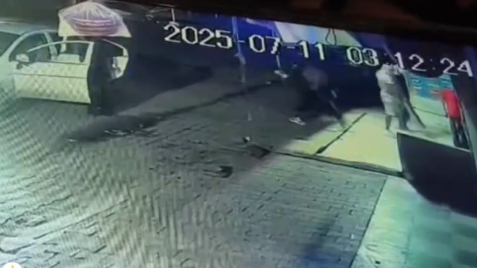 thieves broke shutters of five shops and stole cash in Moga