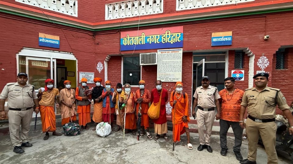 Haridwar Operation Kalnemi Police Arrested 13 fake babas roaming in Mela area