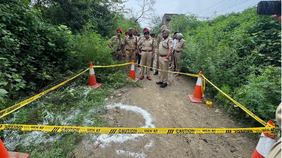 Encounter in Kapurthala accused injured by police bullet two arrested