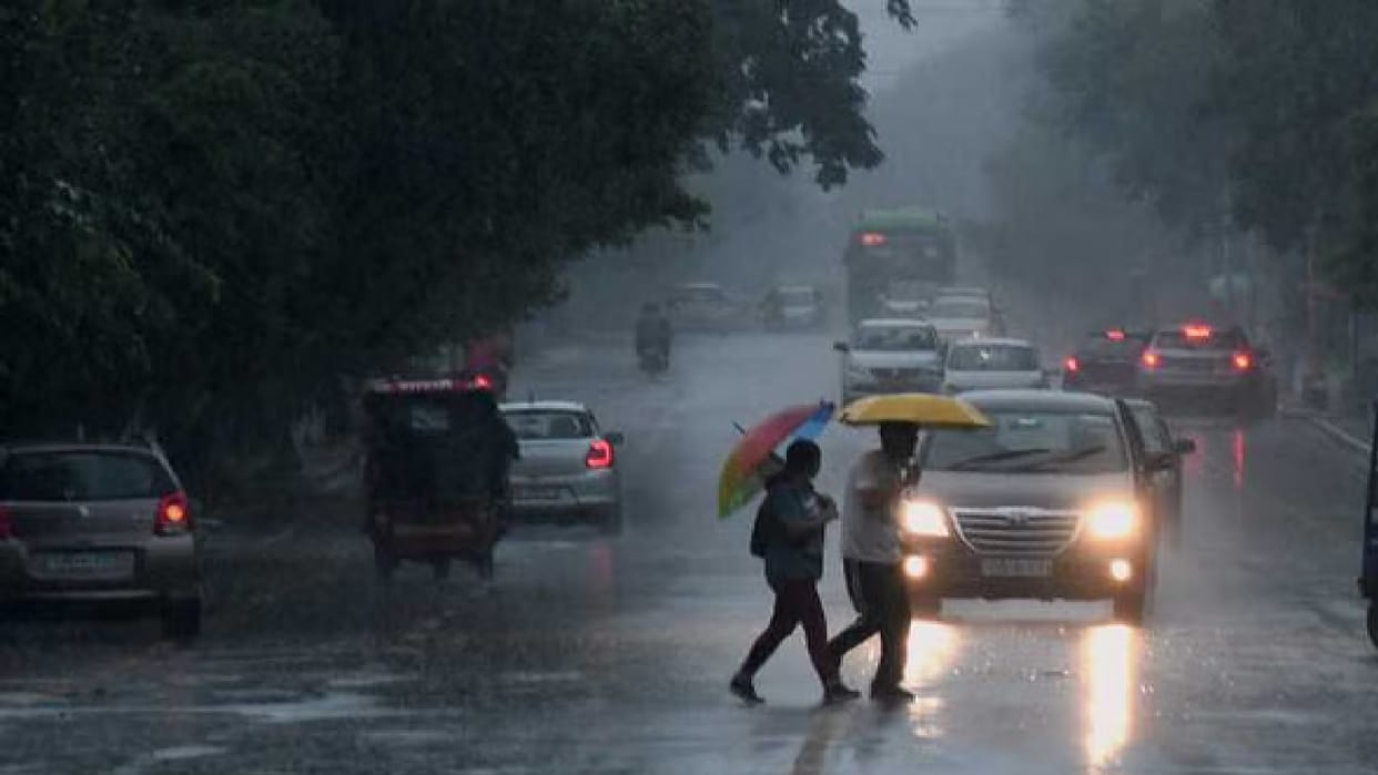 Today rain heavily in northern and central parts of Chhattisgarh, know what will be weather in your city