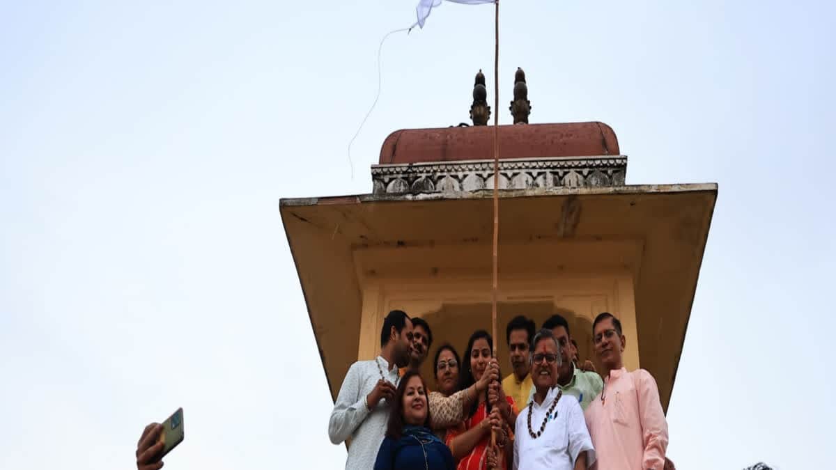 Evidence found in air testing by astrologer Indra Dhwaj about good rain in Jaipur