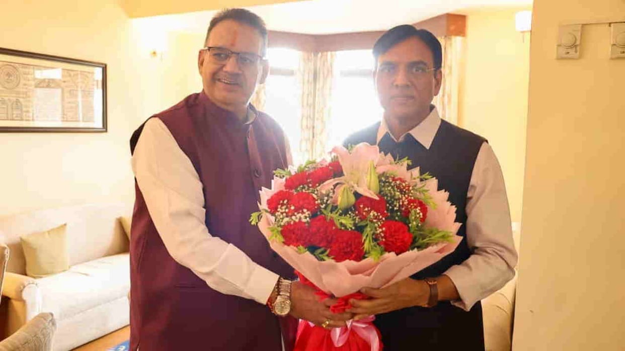 Union Labor Employment and Sports Minister Mansukh Mandaviya reached Mussoorie met Minister Ganesh Joshi