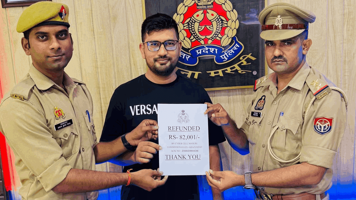 defrauded amount of Rs 82001 returned to victim by cyber cell