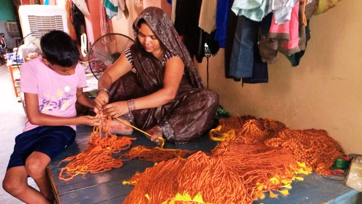 Two crore Rudraksha garlands will be offered to Bholenath in Sawan demand for one-faced one