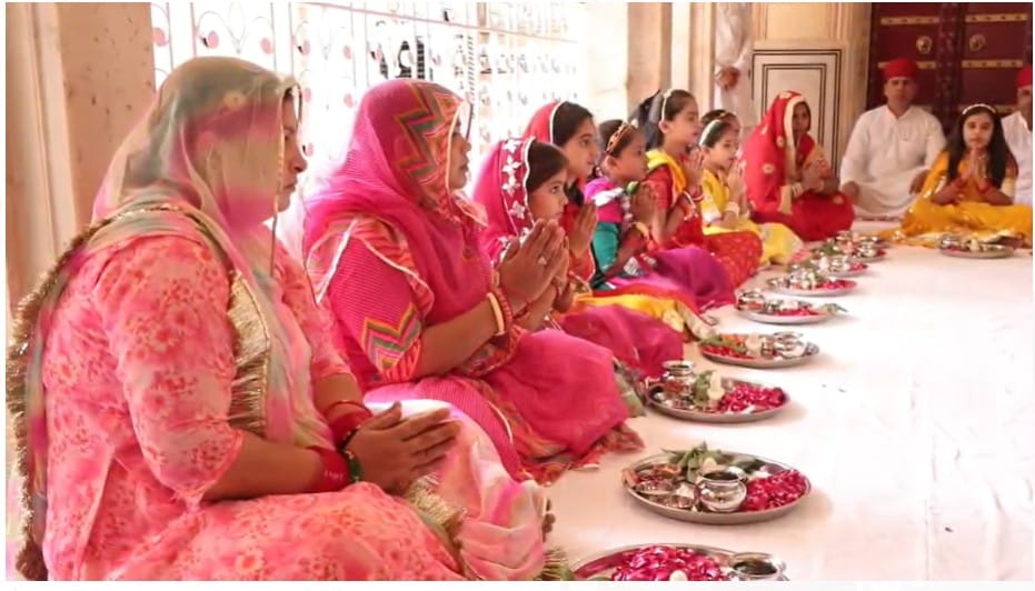Sawan 2025: Deputy CM Diya Kumari immersed herself in Shiva devotion on the first day