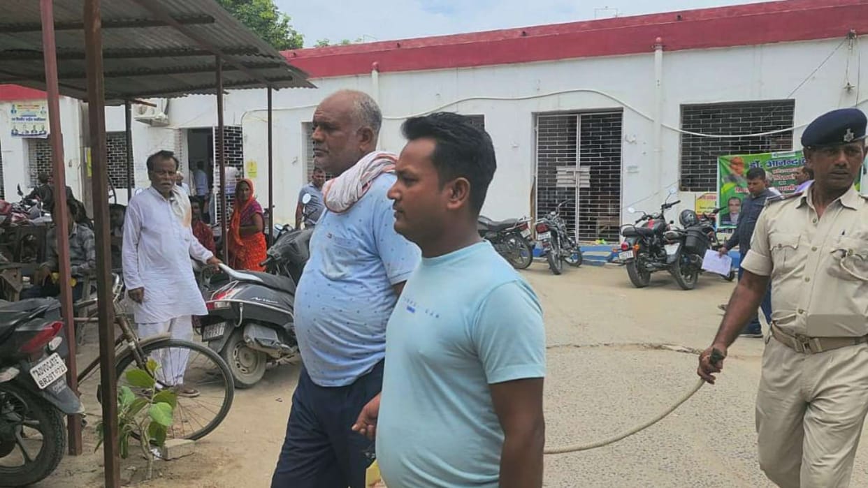 Two named accused in Siwan triple murder case surrendered in court, court rejected bail plea