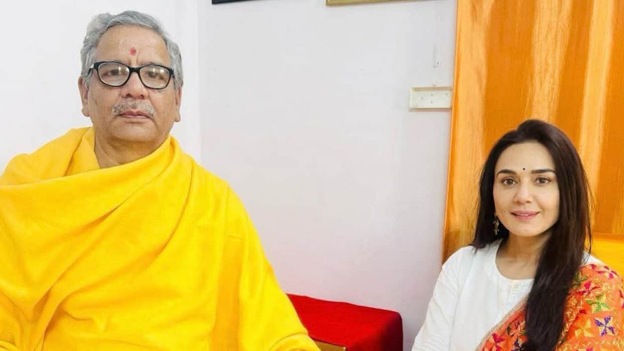 Acharya Ashok became Preity Zinta guru actress wrote special thing on social media for guru purnima