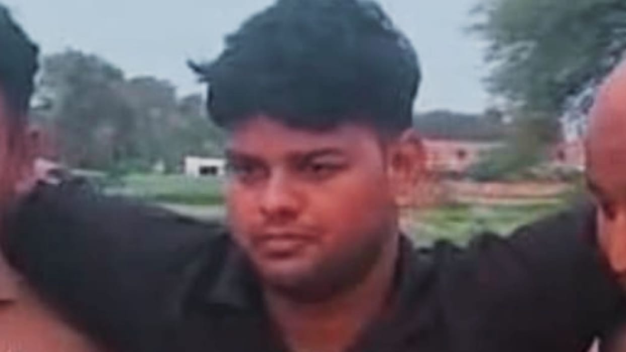 Prisoner absconded during admitted in Ghazipur Medical College