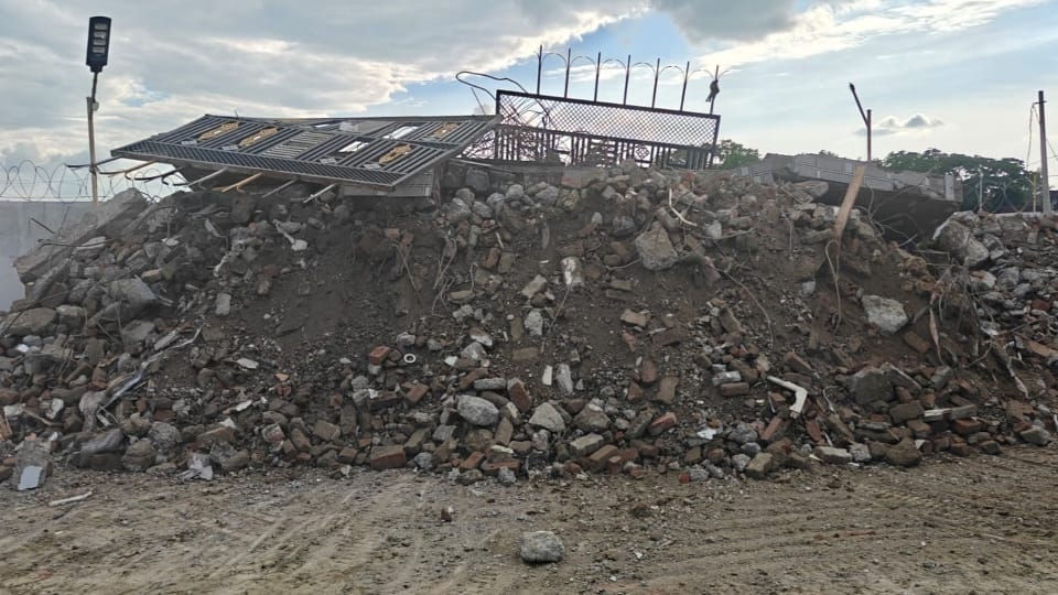 Chhangur Baba Rs 12 Crore Mansion Demolished: From Lavish Parties to Rubble, Locals Shocked by Hidden Plans