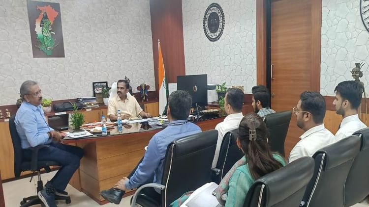 CG: पेट्रोल पंपों में बनेंगे प्रदूषण जांच केन्द्र, परिवहन विभाग और तेल कंपनियों की बैठक में बनी कार्ययोजना