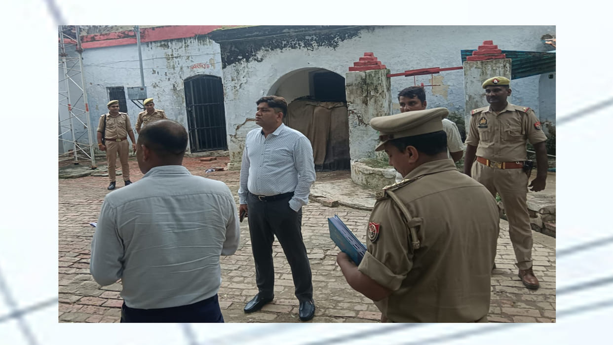Kanpur: Incomplete paint in the new building of Maharajpur police station, no handle on the door