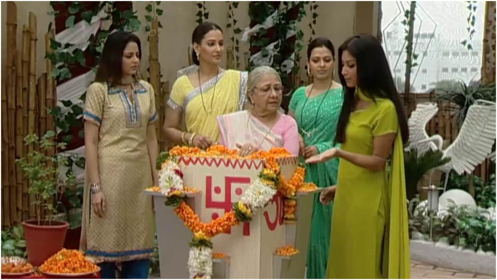 Sudha Shivpuri As Baa Daughter Ritu Got Emotional On Returning Kyunki Saas Bhi Kabhi Bahu Thi