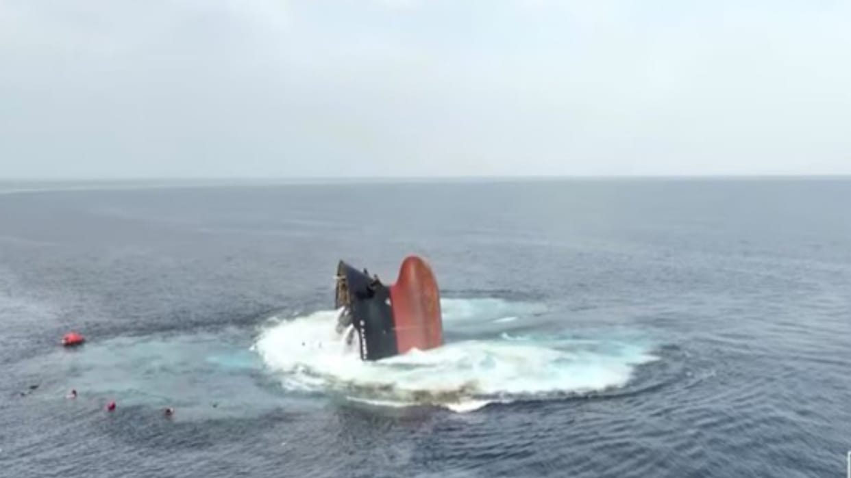 Houthi Red Sea Attack ship Eternity C sink European Union naval mission on casualties and rescue of missing