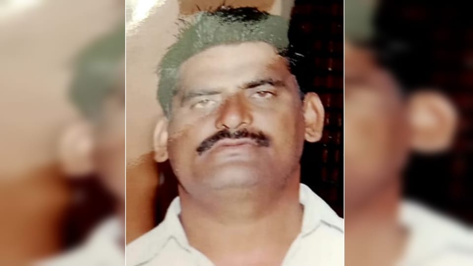 Saharanpur: Farmer Dies While Spraying Pesticide in Sugarcane Field in Deoband