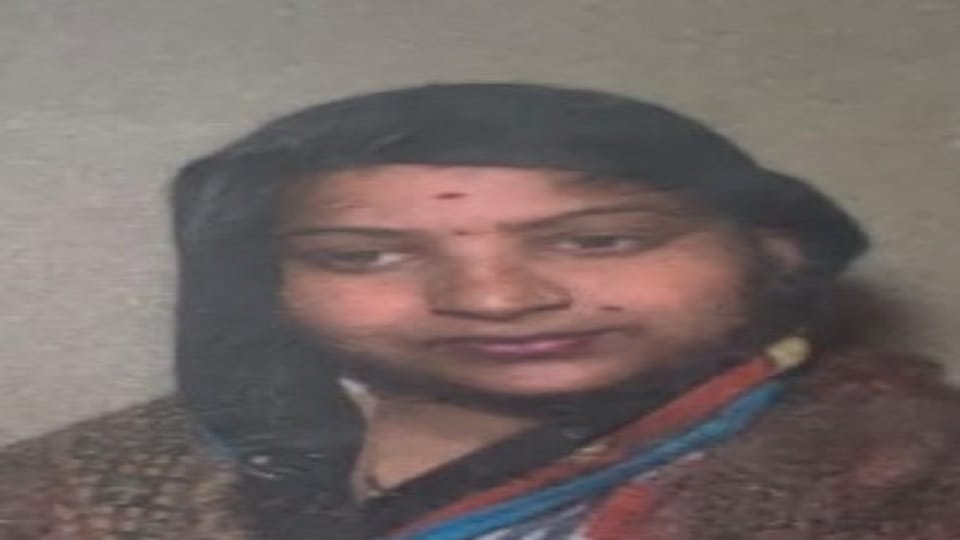 Woman dies during treatment in clinic