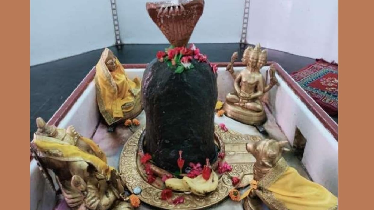 Swayambhu Shivlinga appeared from underworld history of Shri Ambkeshwar temple of Kaithal older Mahabharata