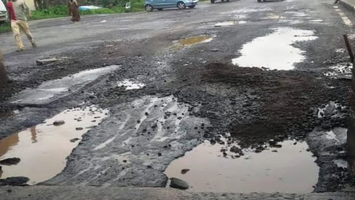 Udaipur: Kherwara Highway became cause of trouble, Potholes and Slush Trigger Accidents, Authorities Silent