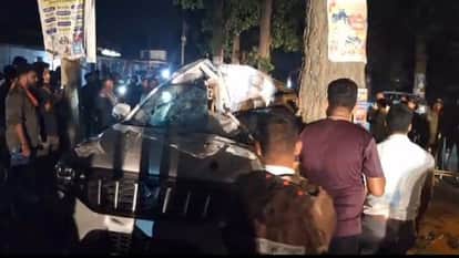 High speed car lost control and hit a tree two people died on spot in this accident in Surguja