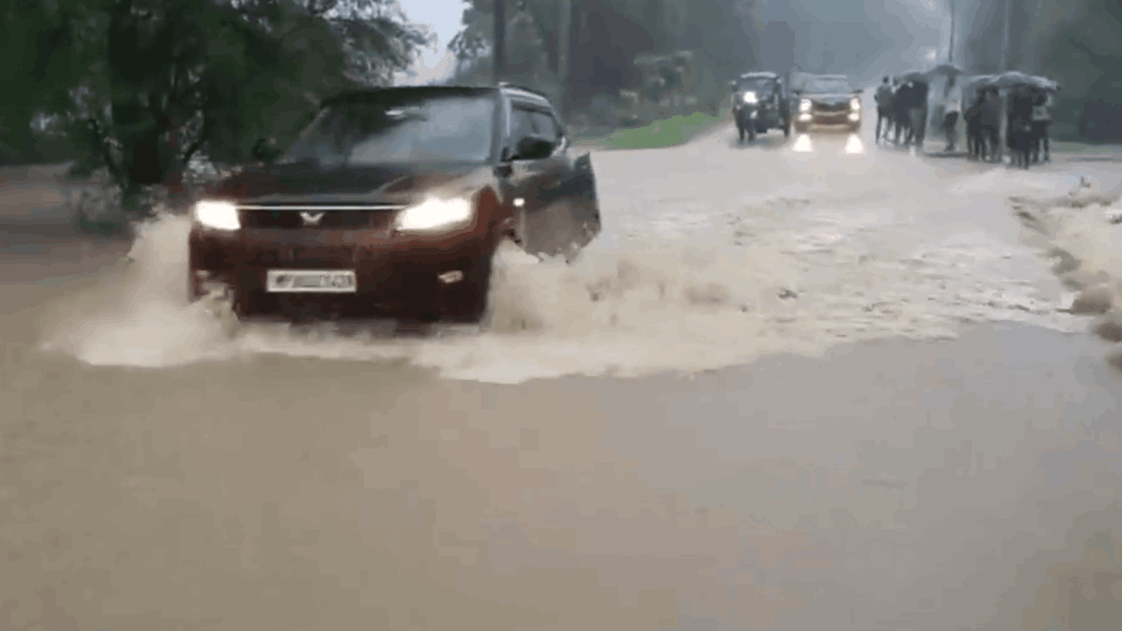 Jhansi River in Spot on Padra-Maneta Road