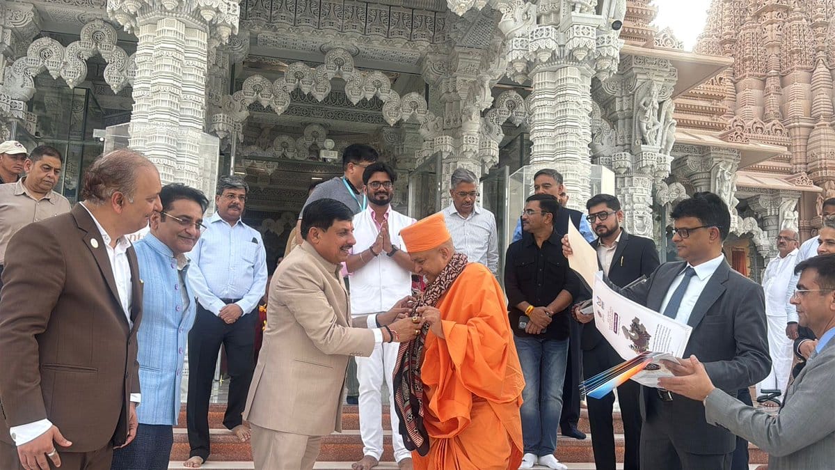 Mohan Yadav Dubai Visit: CM invited Mohammad Yamahi to come to MP, visited BAPS Hindu temple