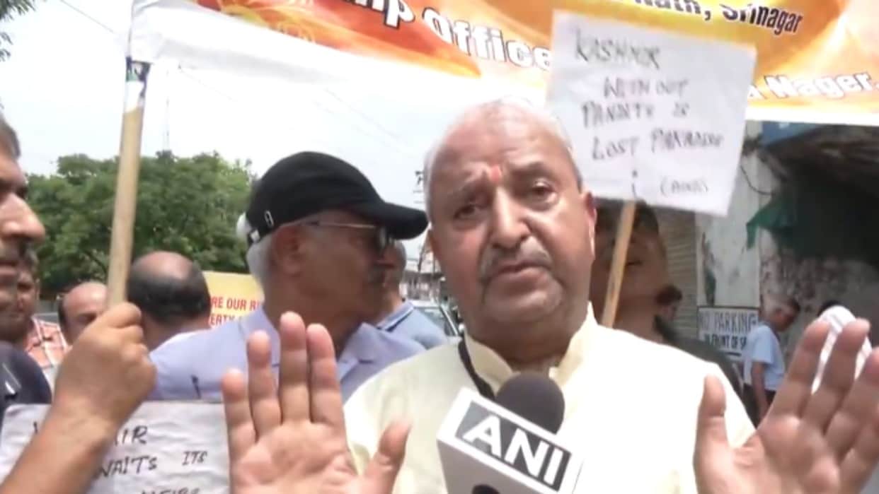 Kashmiri Pandits observe July 13th as ‘Black Day’ by wearing black bands to commemorate the 1931 killings of
