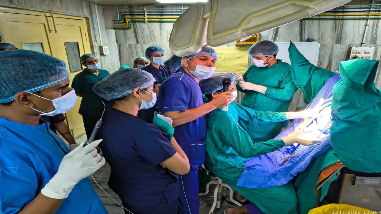 live workshop concluded in the General Surgery Department of Medical College in Raipur