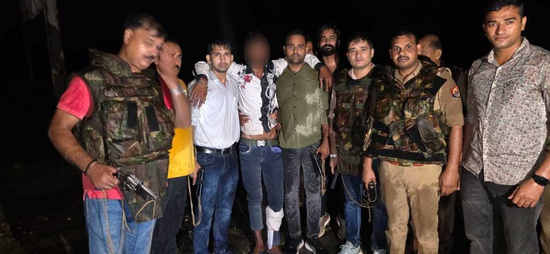 Farrukhabad Police encounter in Kampil area  Ibrahim wanted for banned animal slaughter arrested