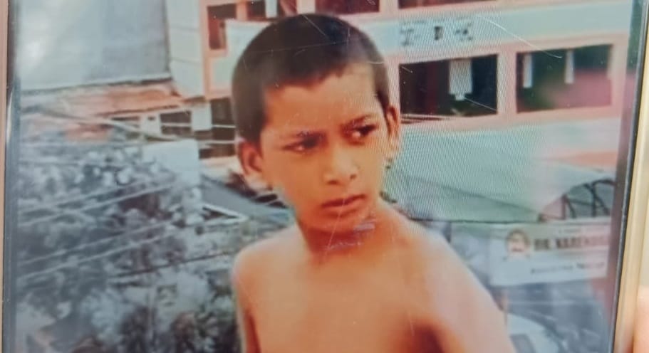 Kanpur A teenager committed suicide by hanging himself from water level pipe incident happened while playing