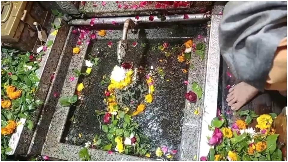 Omkareshwar Temple of Khandwa Where Lord Mahakal is Believed to Rest at Night