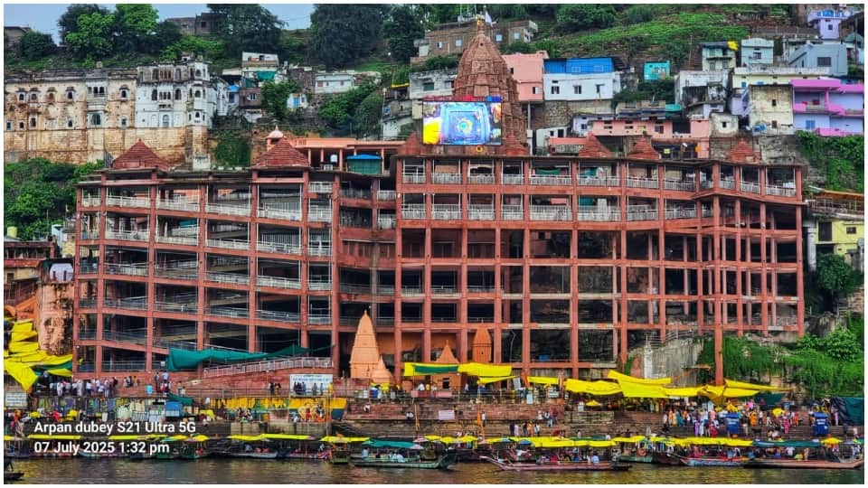 Omkareshwar Temple of Khandwa Where Lord Mahakal is Believed to Rest at Night
