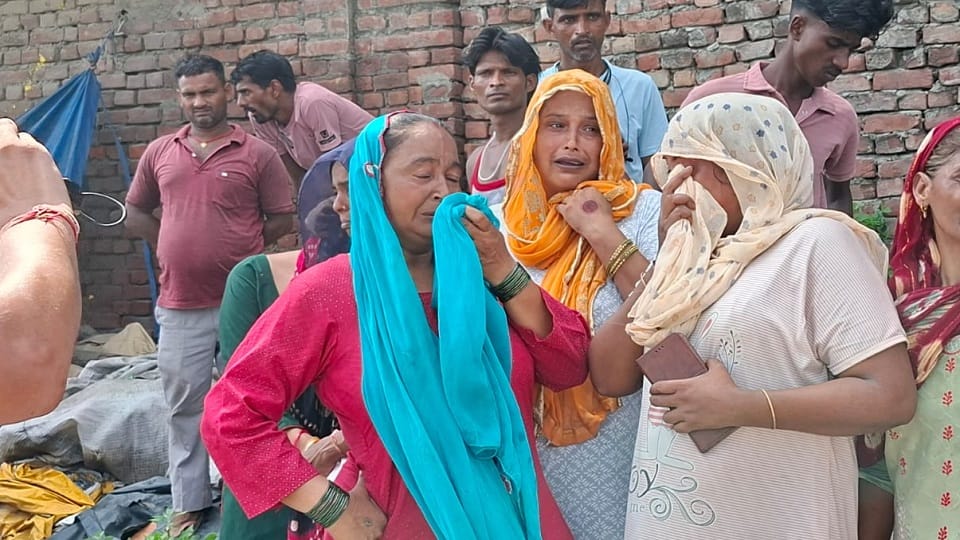Two sisters fell into Yamuna canal after being hit by a train in Yamunanagr
