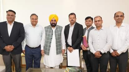 इंफोसिस के अधिकारियों के साथ सीएम भगवंत मान