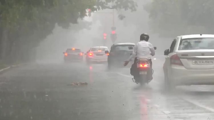 Delhi-NCR Weather: सुबह के बाद शाम को भी कई इलाकों में झमाझम बारिश, इस सप्ताह खूब बरसेंगे बदरा