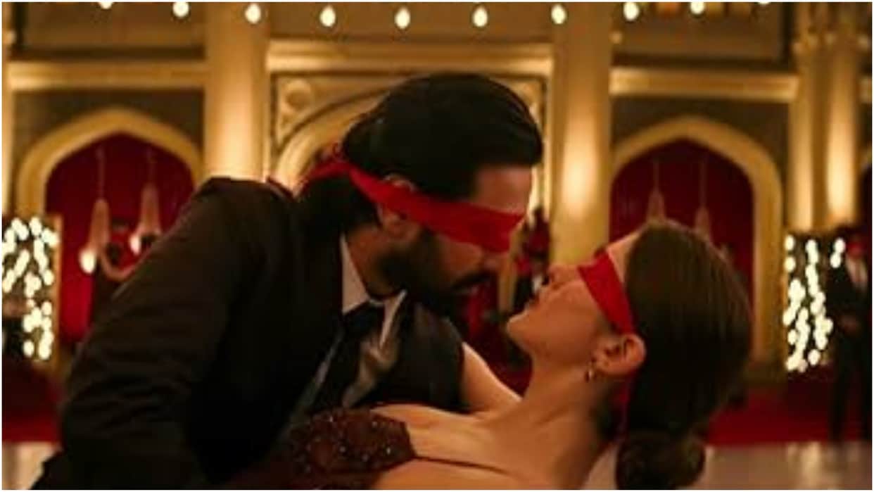 Aankhon Ki Gustaakhiyan Day 4 Box office Collection Vikrant Massey Shanaya Kapoor