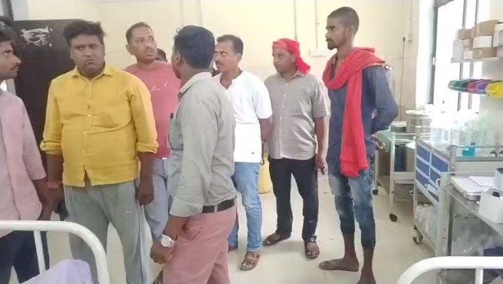 Bhadohi News He got electrocuted while making fan, lost his life after struggling chaos ensued at electrician'