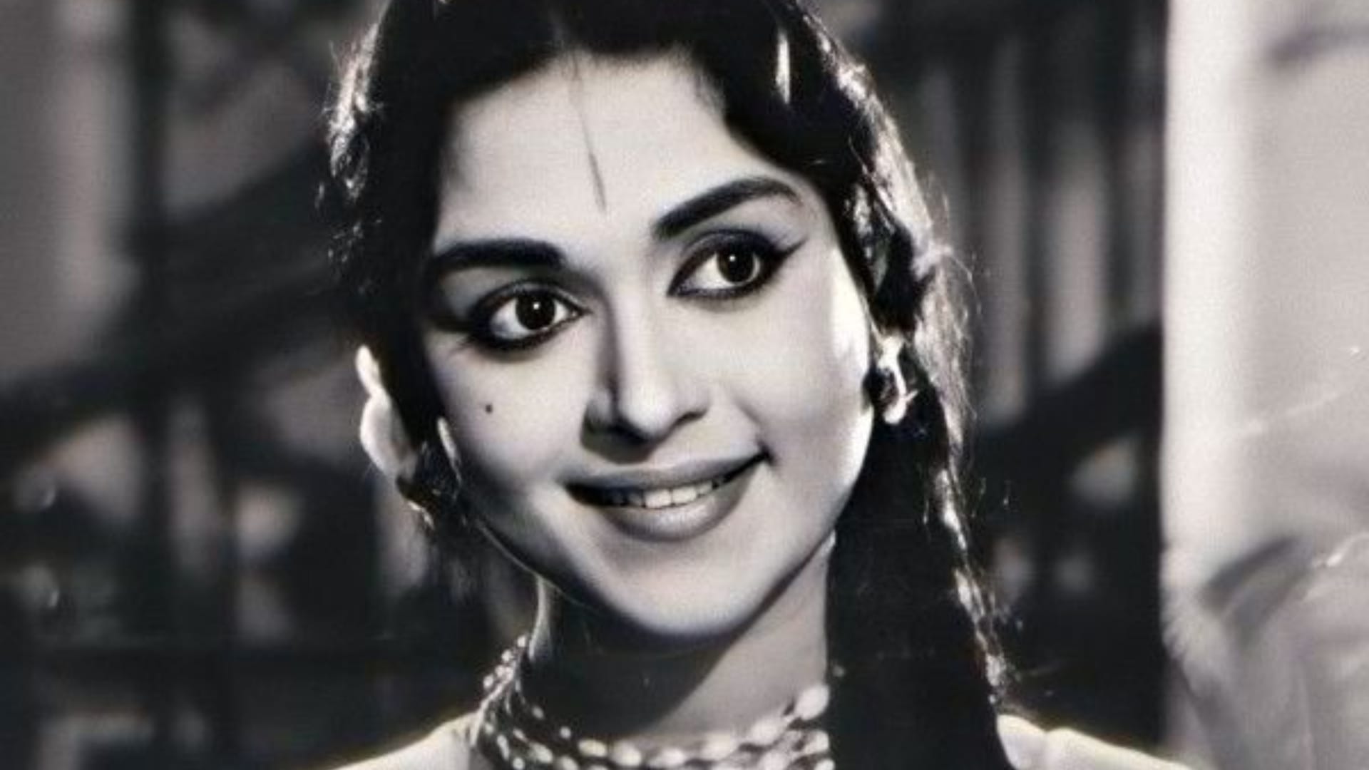 B. Saroja Devi  Death Actress Acted In South And Hindi Popular Films Known Unknown Facts About Career