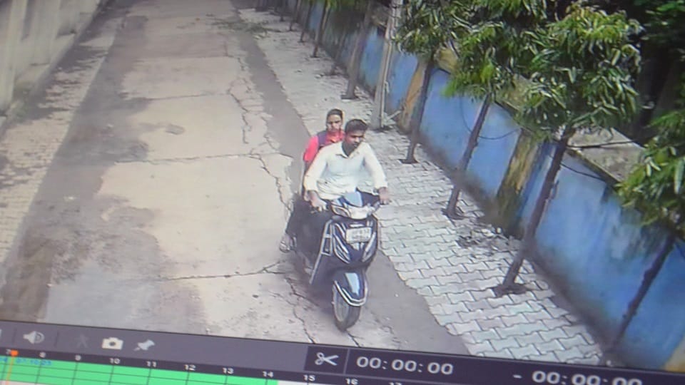 Attack on a girl student in TR Degree College Aligarh