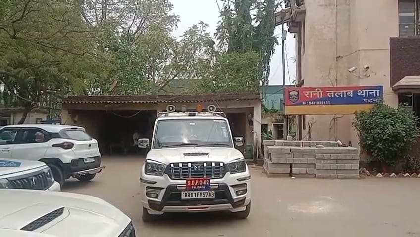 Bihar Police: Encounter in Patna, police shot the criminal who was running away after firing: Crime News