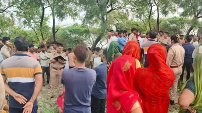 couple committed suicide by hanging themselves in azamgarh