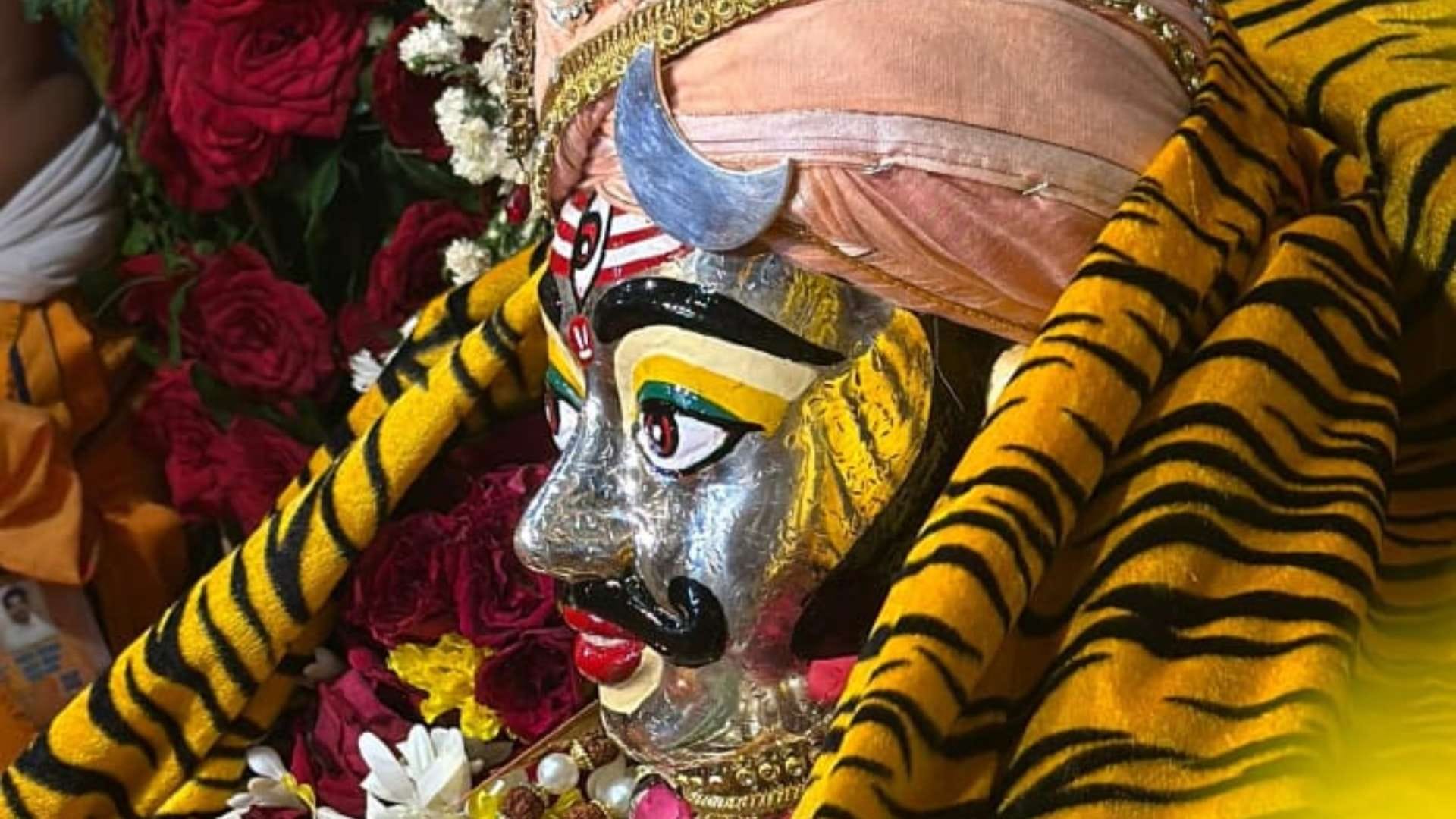 Shri Mahakaleshwar's procession today, Ujjain will resonate with Vedic mantras and tribal dance