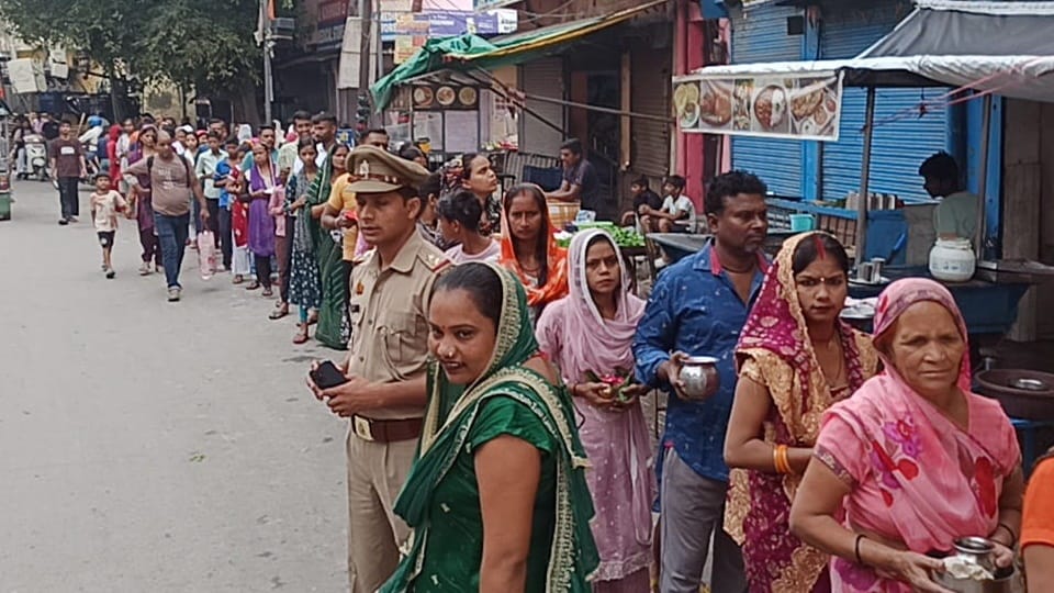 Kanwar 2025: The streets of Moradabad were filled with Shiva…devotees flocked to Shiva temples for Jalabhishek