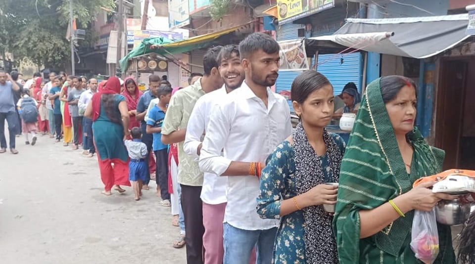 Kanwar 2025: The streets of Moradabad were filled with Shiva…devotees flocked to Shiva temples for Jalabhishek